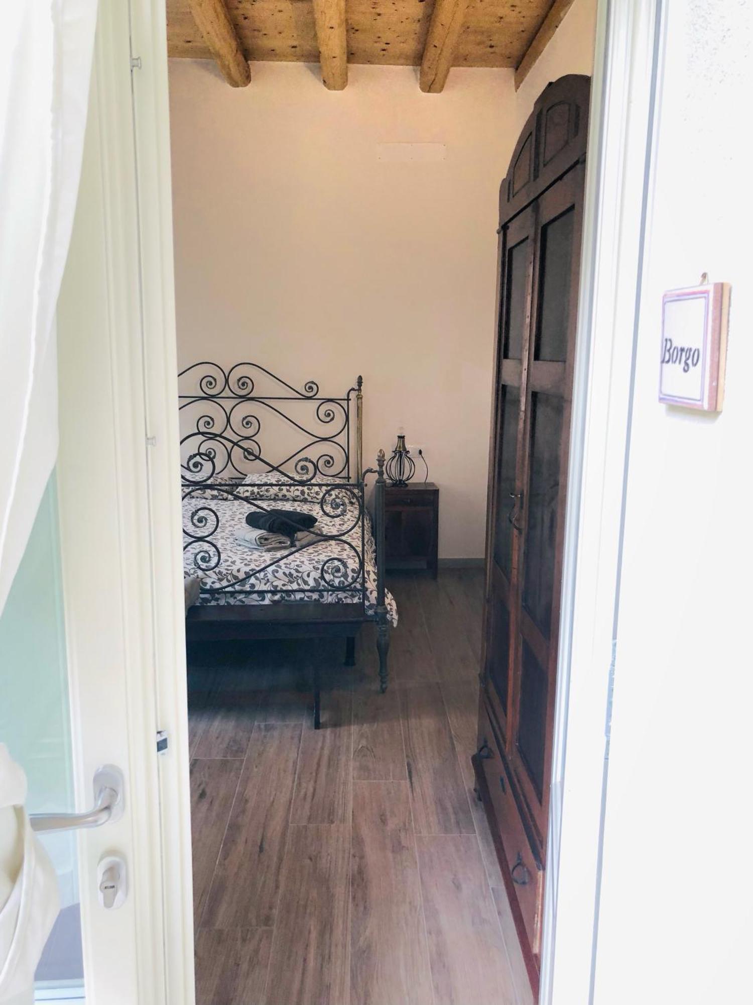 Bed and Breakfast Casa Barteei Monte Isola Exterior foto